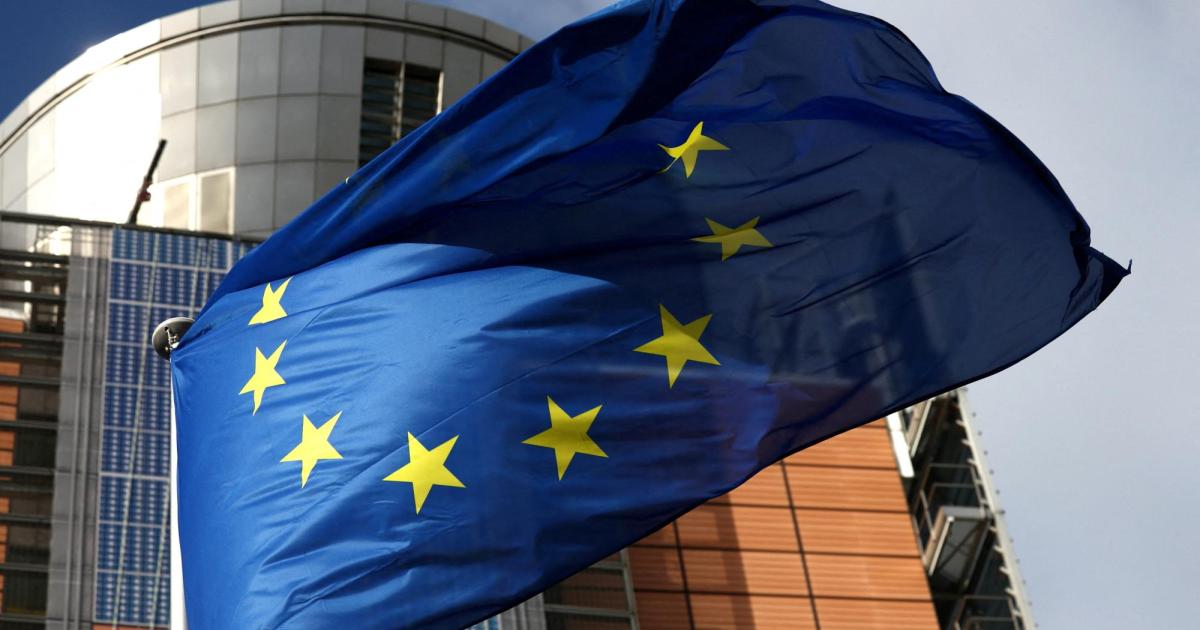 The EU Commission is planning massive cuts in bureaucracy