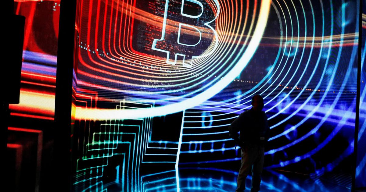 bitcoin-sackt-auf-unter-90-000-us-dollar-ab