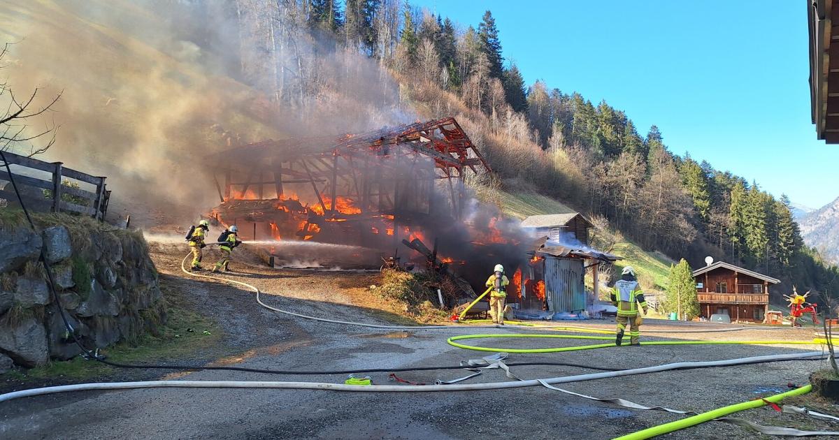 gro-brand-in-tirol-menschen-und-tiere-konnten-gerettet-werden