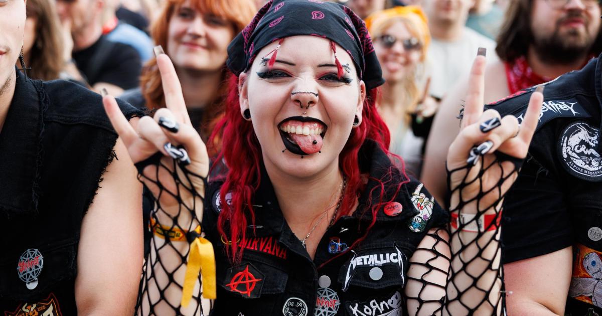 Nova-Rock-Flacher-Auftakt-volle-Dr-hnung