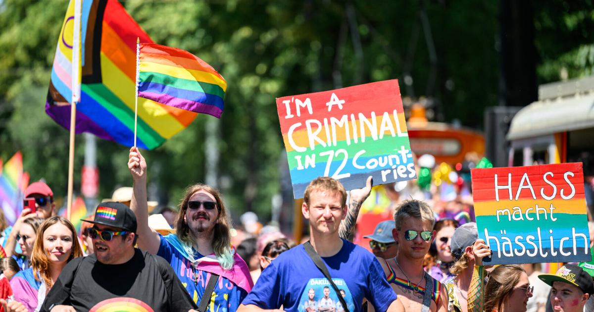 Vorbild-Ungarn-FP-Funktion-r-kann-sich-Verbot-der-Pride-vorstellen