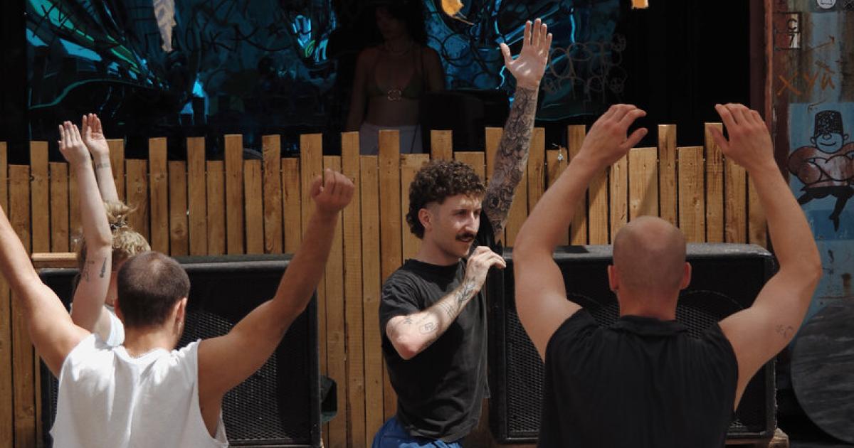 Sonnengru-trifft-Berliner-Techno-Was-Yoga-und-Tanzfans-jetzt-in-D-bling-erwartet