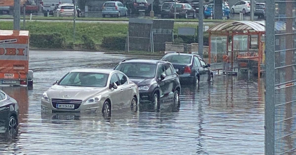30-Feuerwehren-im-Einsatz-Heftige-Unwetterfront-trifft-Horn