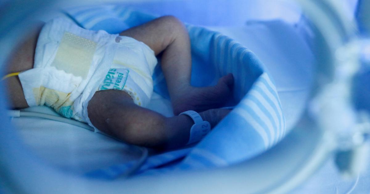 Baby-bei-Kaiserschnitt-verletzt-Kritik-an-Grazer-Spital