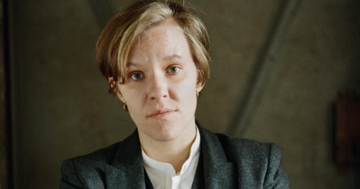 Raphaela-Edelbauer-Die-Wahrheit-nichts-als-die-Wahrheit