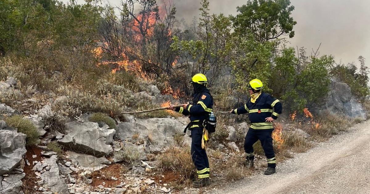 Erfolgreicher-Montenegro-Einsatz-Feuerwehr-kehrt-von-Balkan-zur-ck
