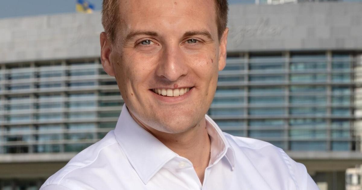 Erste-Vaterfreuden-f-r-SP-Chef-Sven-Hergovich-Babygl-ck-im-Dezember