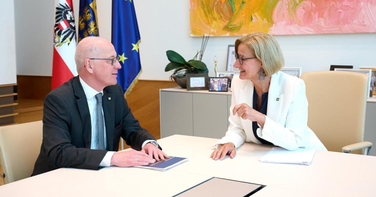 Innovation-und-Technologie-Mikl-Leitner-holt-Zukunftsstrategen