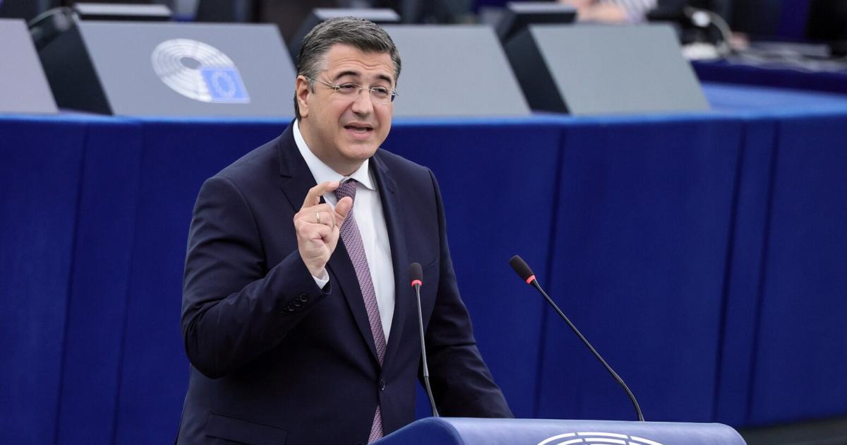 -Auf-Kurs-bleiben-EU-Kommissar-h-lt-an-Verbrenner-Aus-fest