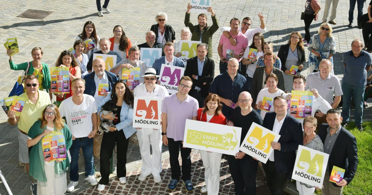 Ansturm-auf-Stadtfest-zum-150-Jahr-Jubil-um-in-M-dling