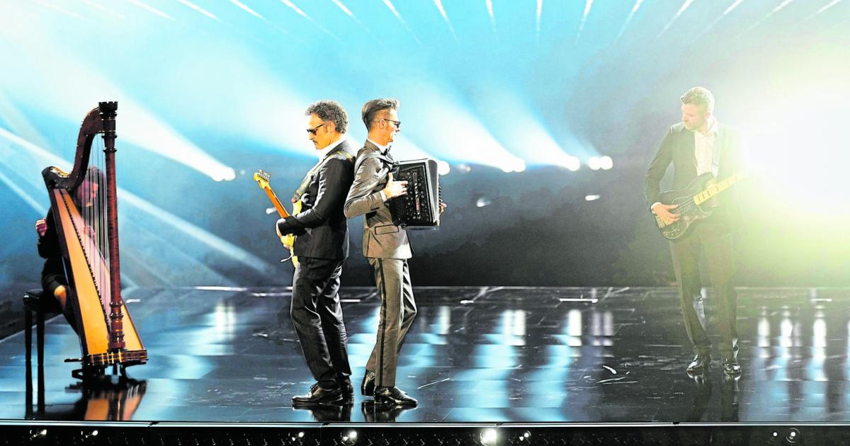 Musikalischer-Br-ckenschlag-am-Traunsee