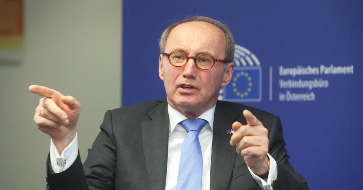 Hilfswerk-Pr-sident-Karas-Wohnsitz-darf-nicht-ber-Pflege-entscheiden