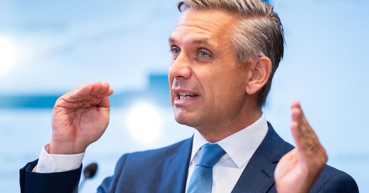 Hattmannsdorfer-eilt-Spar-gegen-Sondersteuer-in-Ungarn-zu-Hilfe