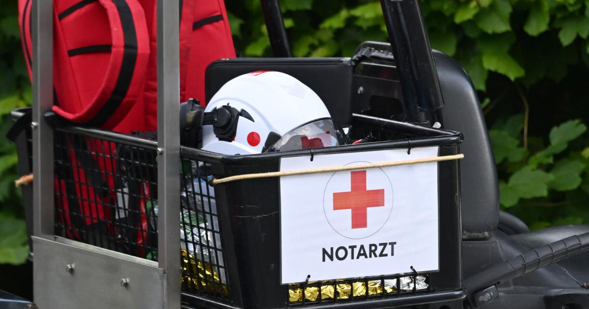 Trittschutzgitter-gab-nach-Tiroler-Arbeiter-verletzt