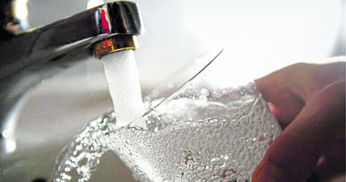 Gefahr-im-Leitungswasser-Bakterienwarnung-f-r-Gmunden