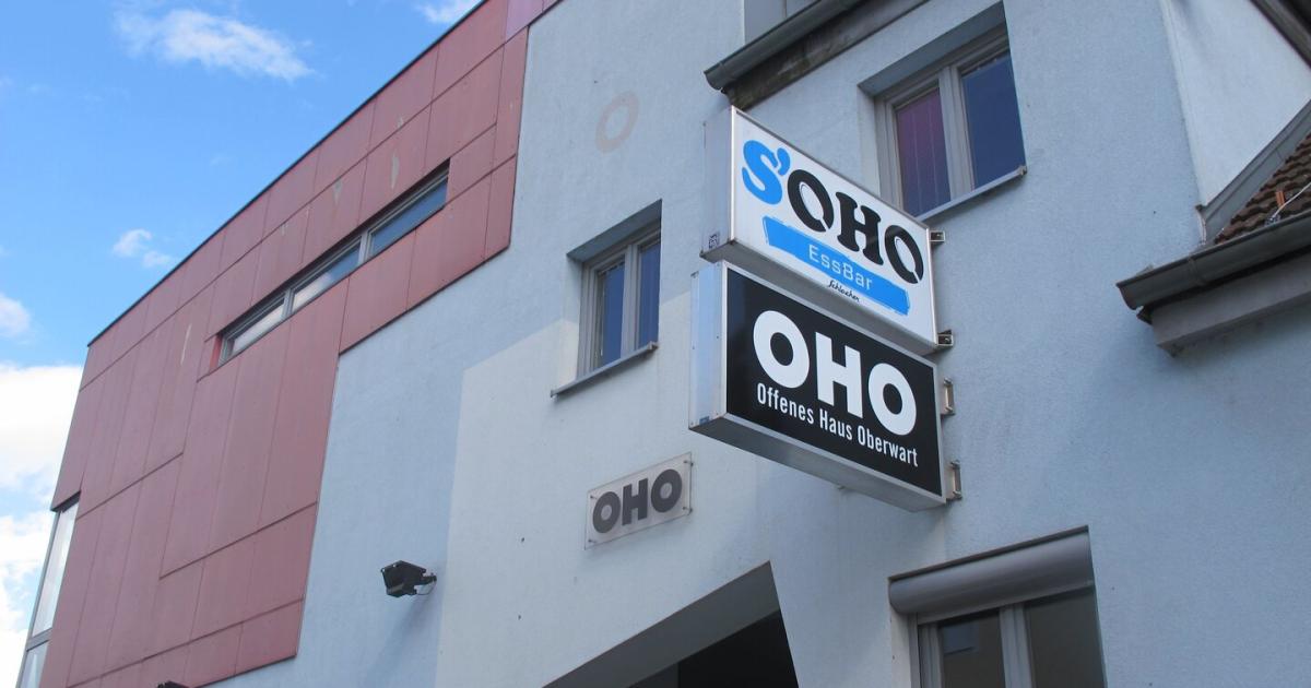 Friedhofsverkauf-als-Opernstoff-Umgraben-entlarvt-Dorfleben