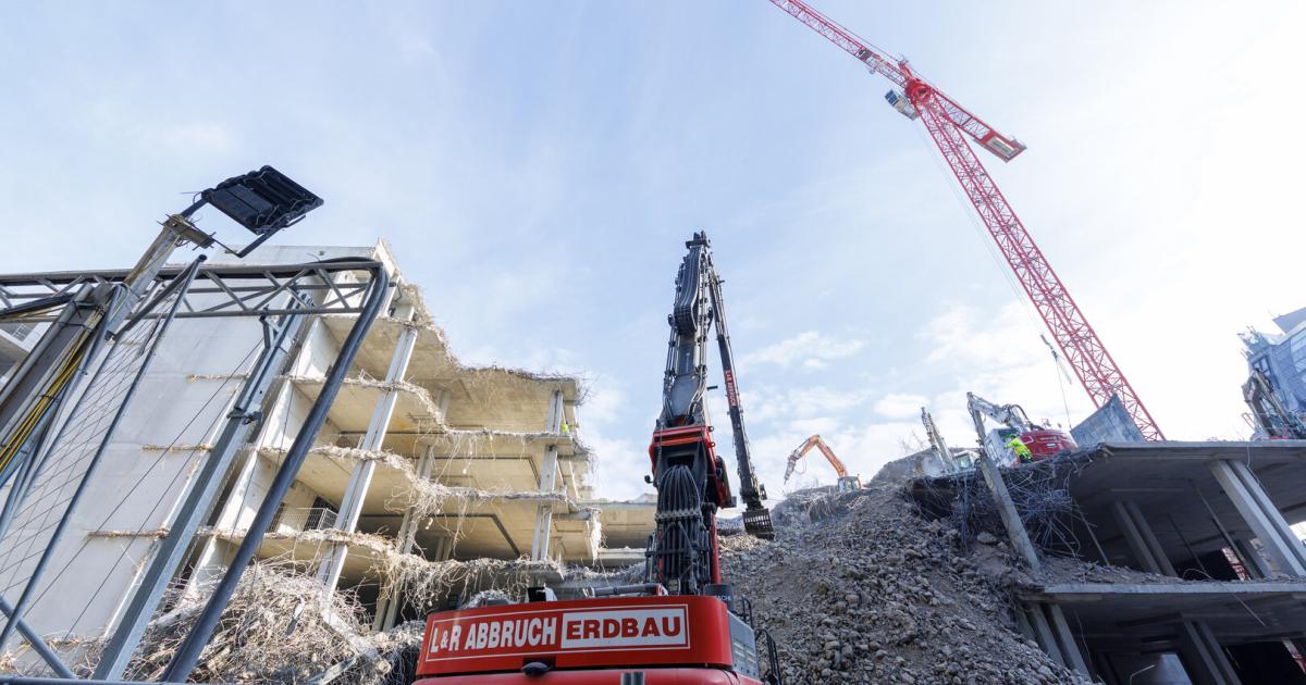 Lamarr-Kaufhaus-Rohbau-fast-vollst-ndig-abgerissen