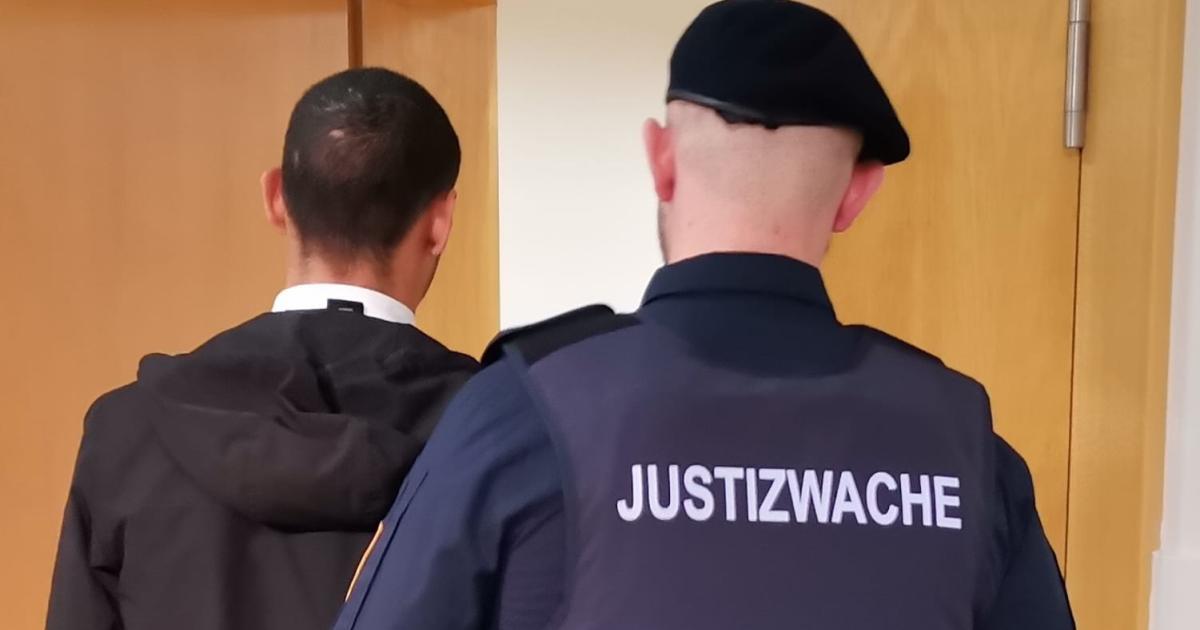 Mordversuch-im-Park-19-j-hriger-Wanderarbeiter-pl-diert-auf-Notwehr