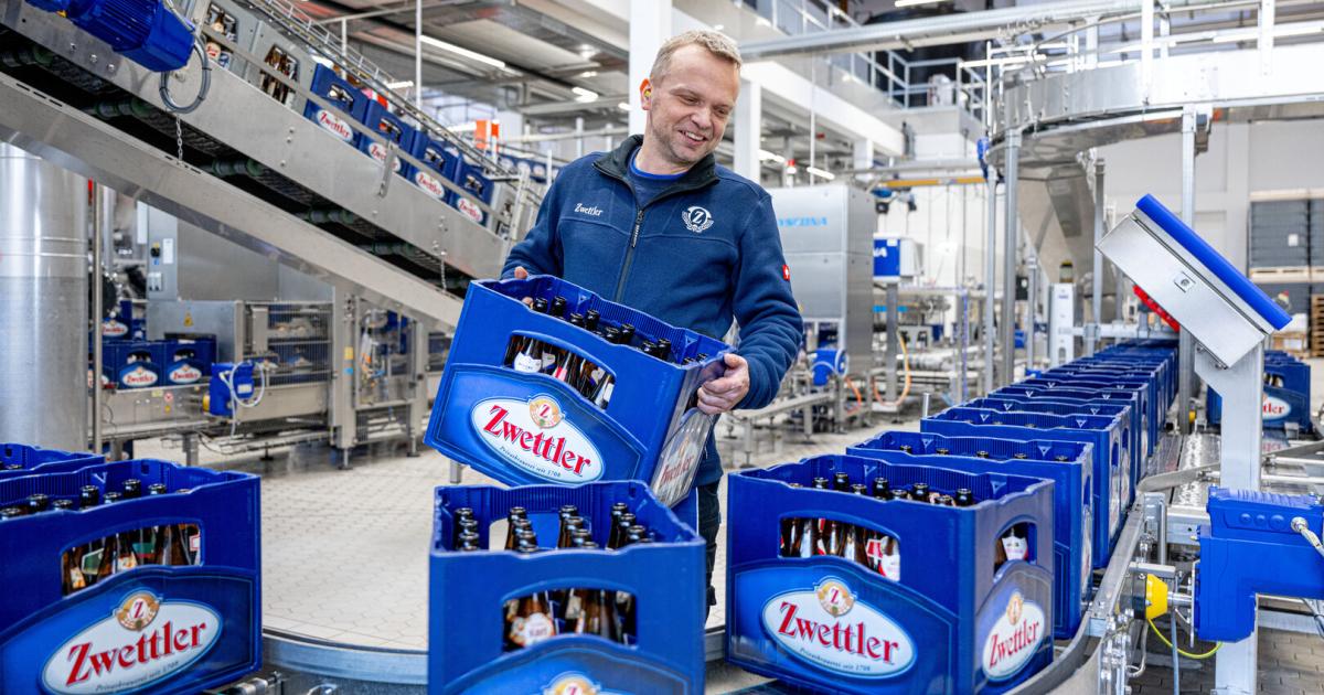 Zwettler-Bier-Neue-Abf-llanlage-schafft-5-Kisten-in-10-Sekunden