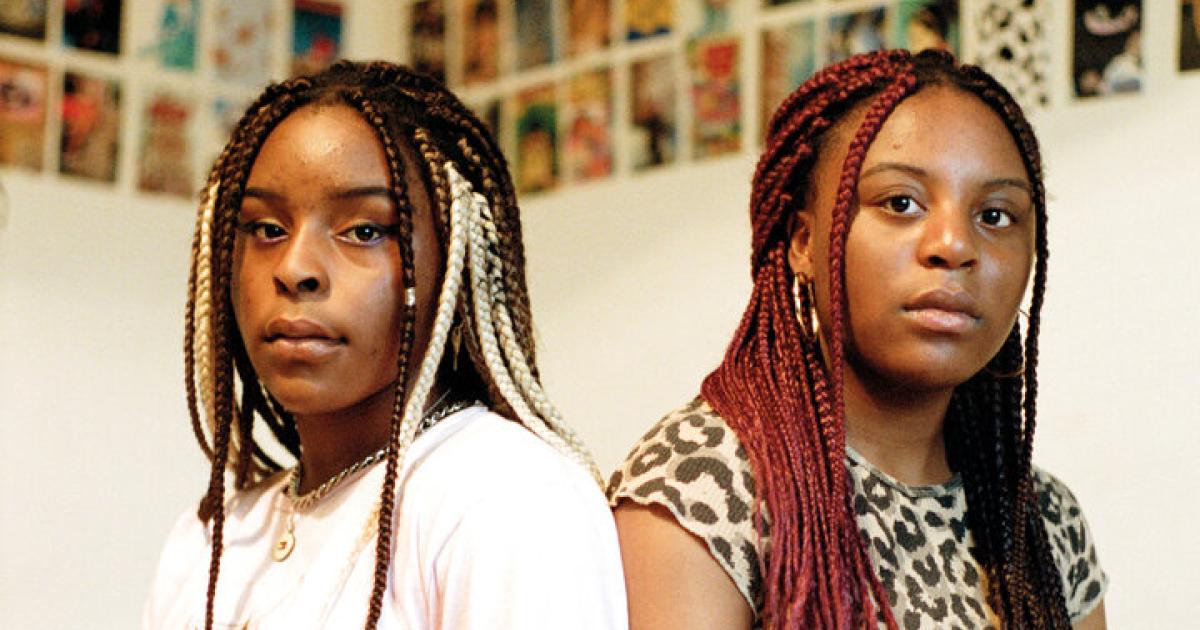 -M-dchen-sein-in-Linz-Die-Schau-aus-Sicht-einer-Mutter-und-ihrer-T-chter