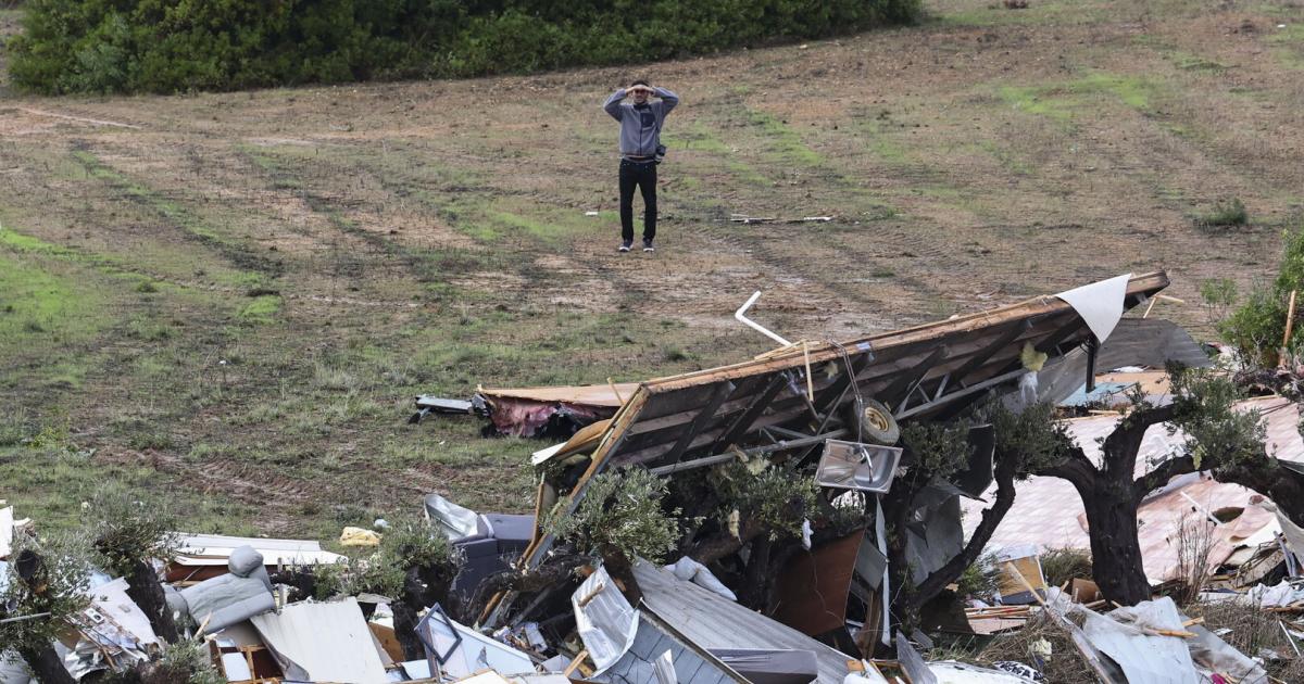 M-glicher-Tornado-in-Portugal-Tote-und-Verletzte