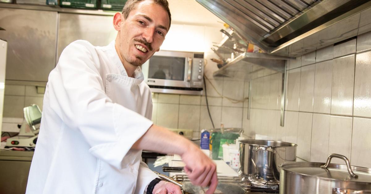 Hochgenuss-auf-der-Niederalm-Wo-der-Kaiserschmarrn-zur-Legende-wurde