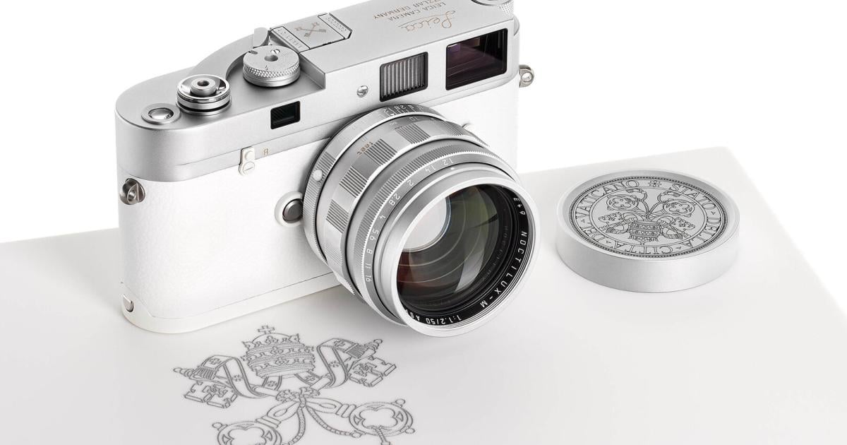 Fotoapparat-von-Papst-Franziskus-um-6-5-Mio-Euro-versteigert