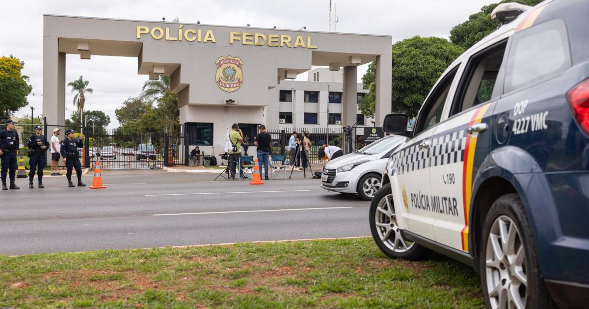 -Erh-hte-Fluchtgefahr-Bolsonaro-aus-Hausarrest-in-Haft-genommen
