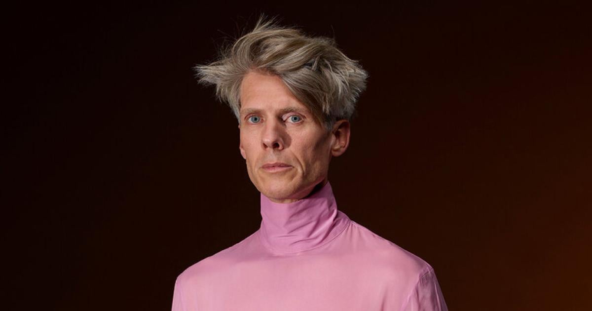 Trendfarben-im-Advent-Welche-Outfits-dieses-Jahr-angesagt-sind