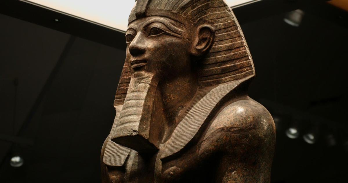 Influencer-23-geht-viral-Verbl-ffende-hnlichkeit-mit-Pharao