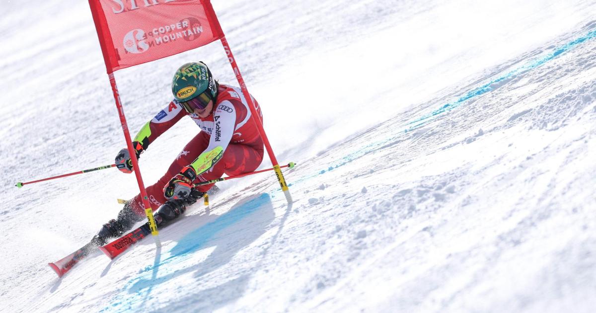 Riesentorlauf-in-Copper-SV-Star-Julia-Scheib-auf-Podestkurs