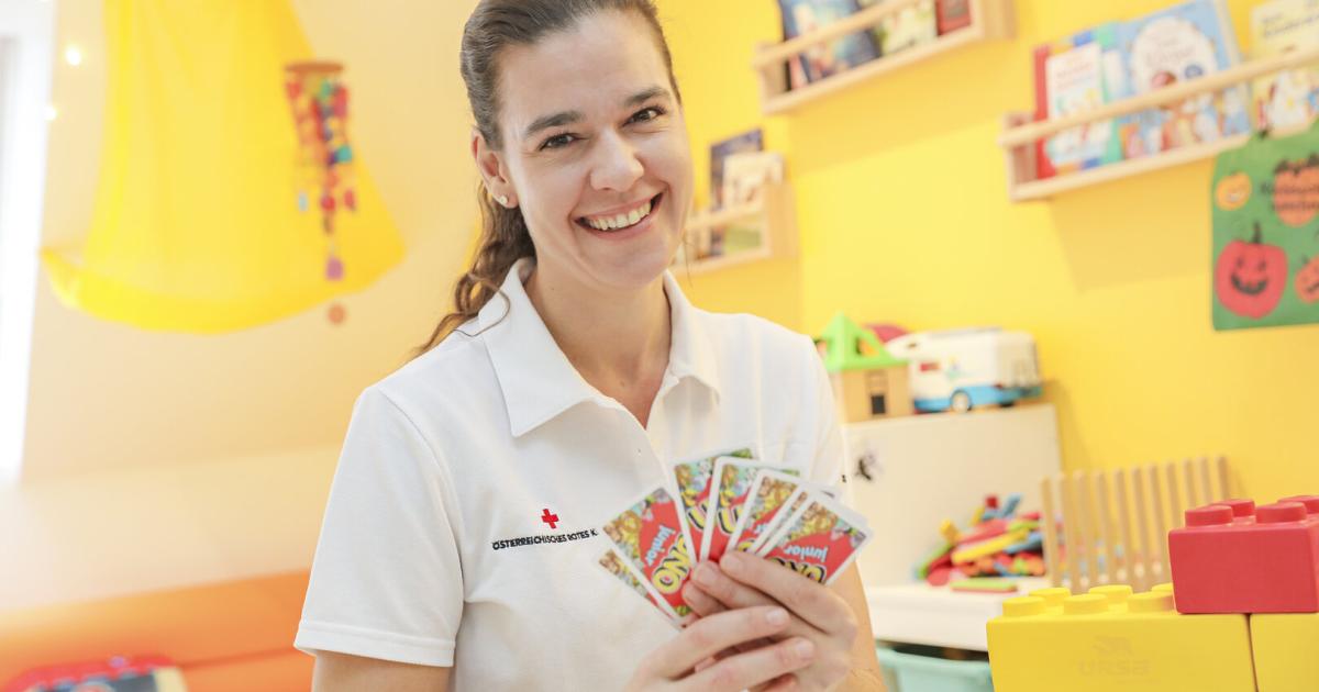 Freiwilligenarbeit-auf-der-Kinder-Krebsstation-Sind-da-um-eine-gute-Zeit-zu-bescheren-