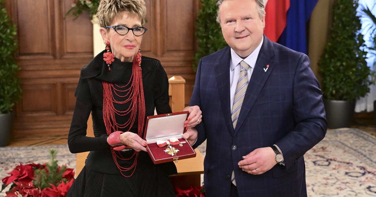 Ingrid Korosec Ehrung F r Eine Unerm dliche Kurier ingrid-korosec-ehrung-f-r-eine-unerm-dliche-kurier