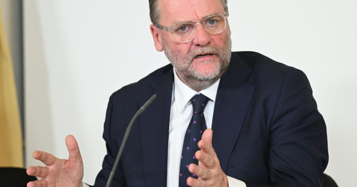 Josef-Schellhorn-ber-B-rokratieabbau-Paket-Noch-kein-gro-er-Wurf-