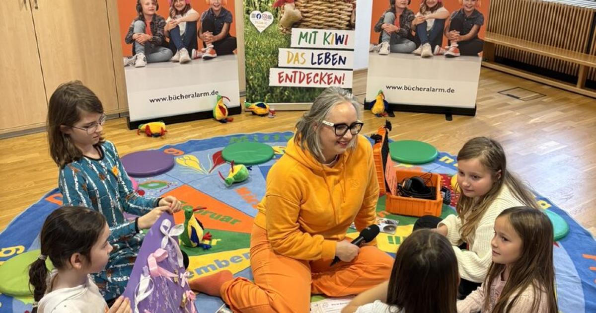 Mikro-an-Kinder-machen-im-Kiwi-Hort-ihren-eigenen-Podcast