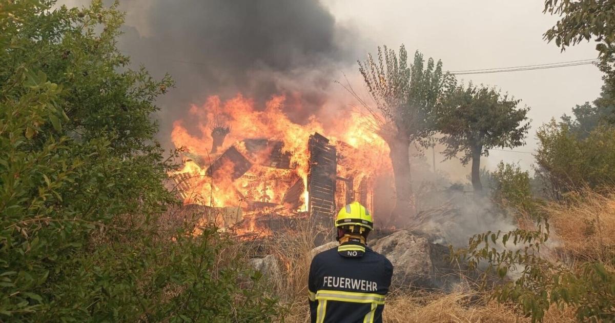 Feuerwehren-aus-N-im-Einsatz-wenn-Europas-W-lder-brennen