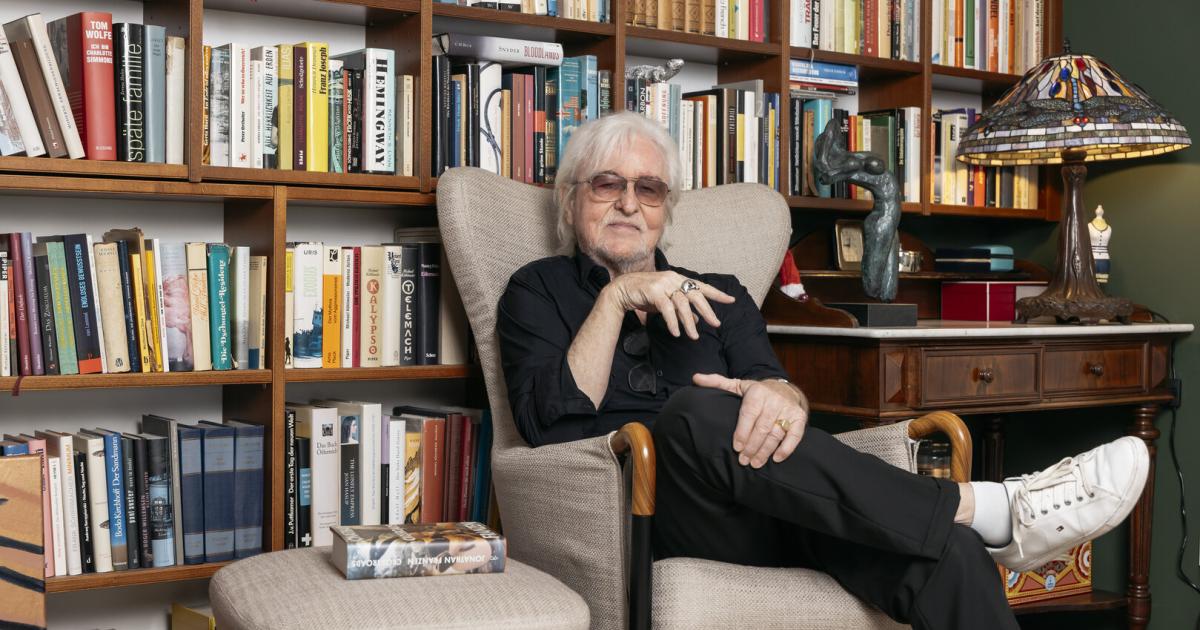 Diese-B-cher-rocken-die-Privatbibliothek-von-Reinhold-Bilgeri