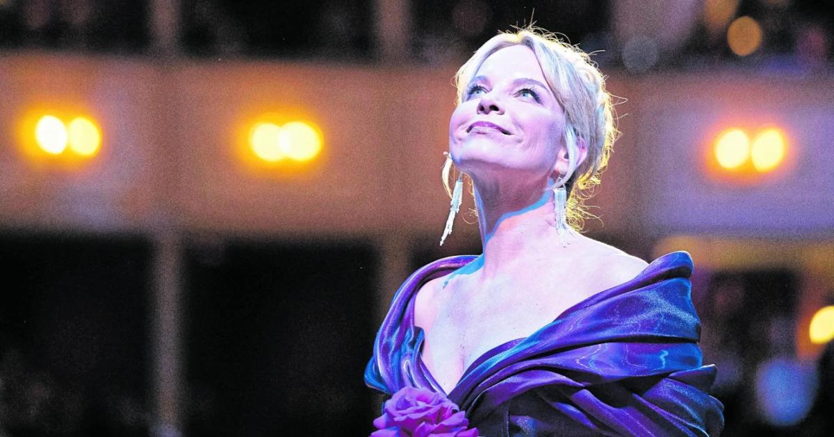 Advent-mit-Garan-a-Gegen-alle-Widerst-nde-bet-rend