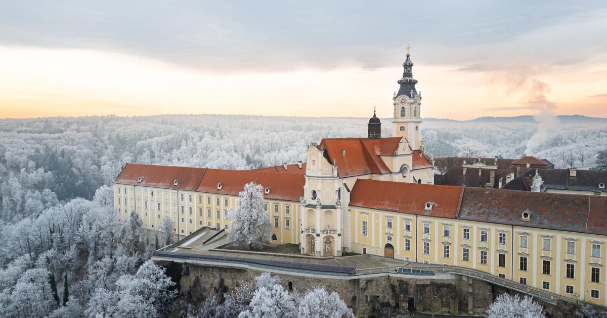 Wie-macht-man-im-Kloster-Urlaub-Eine-Nacht-im-Stift-Altenburg