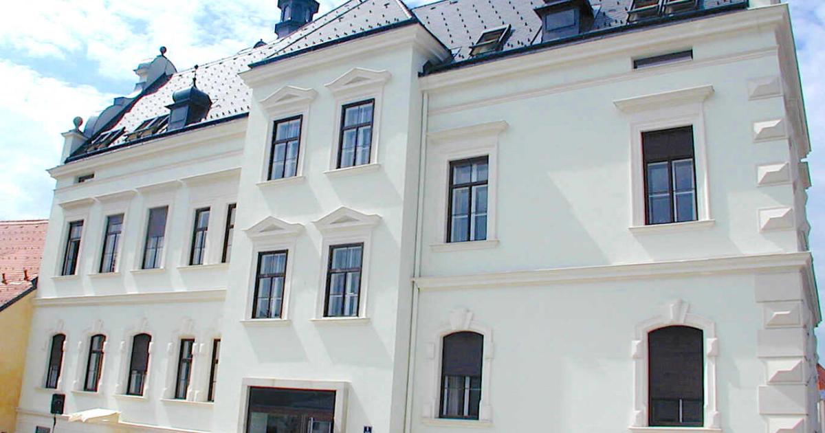 Mit-Stuck-verziert-Wenn-Gips-zu-Fassadenkunst-wird