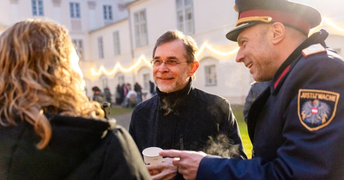 Der-neue-Wiener-Bischof-predigte-vor-Frauen-im-Gef-ngnis