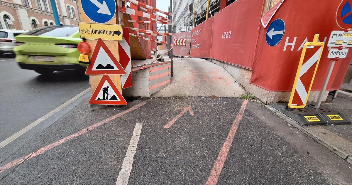 Vorsicht-Falle-Die-Ein-Schanzen-Tournee-auf-einem-Wiener-Radweg