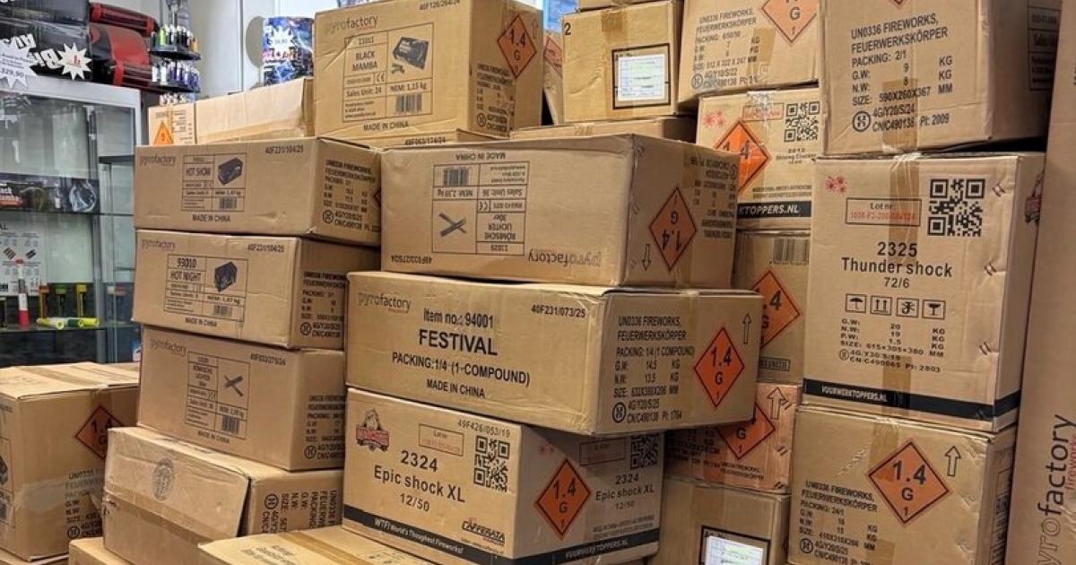 Hunderte-Kilo-Pyrotechnik-in-Floridsdorf-illegal-gelagert