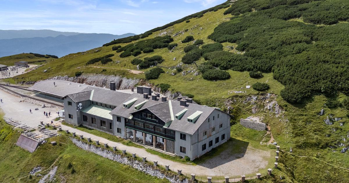 Dem-Himmel-so-nah-Hotel-am-Schneeberg-f-r-2-Mio-Euro-zu-haben