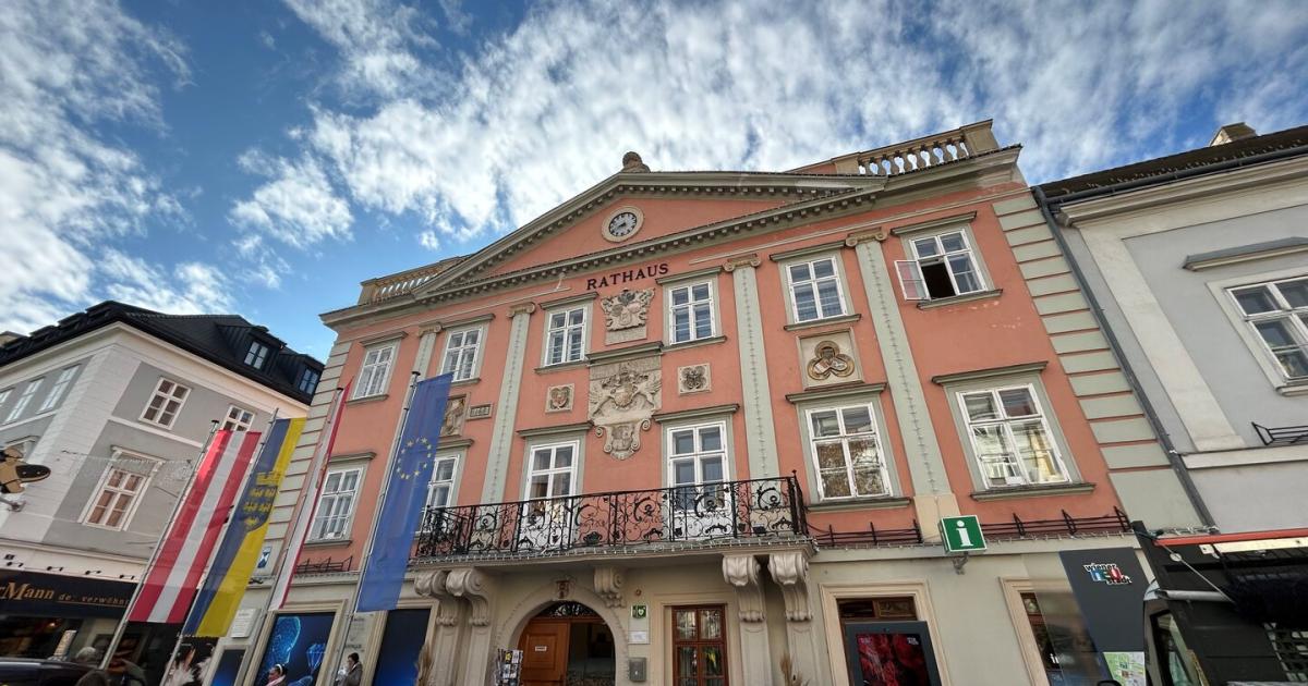 Zwei-Jahre-Umbau-Ein-Rathaus-geht-auf-Wanderschaft