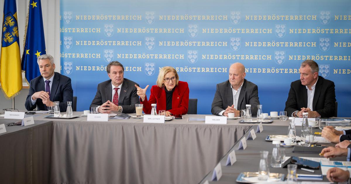 Aufr-stung-N-will-ein-St-ck-vom-Kuchen