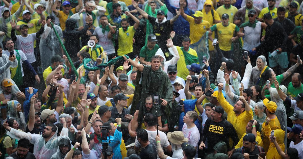 blitzeinschlag-bei-bolsonaro-demo-in-brasilien-fordert-89-verletzte