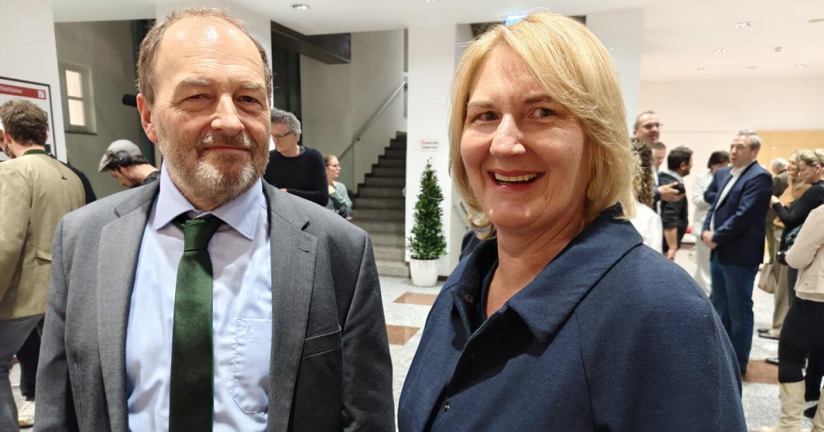 Gr-ne-erteilen-Regierung-ohne-SP-eine-Absage