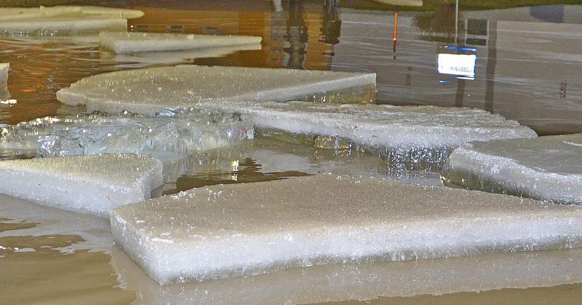 Tauwetter-l-sst-Eissto-Gefahr-an-der-Thaya-steigen