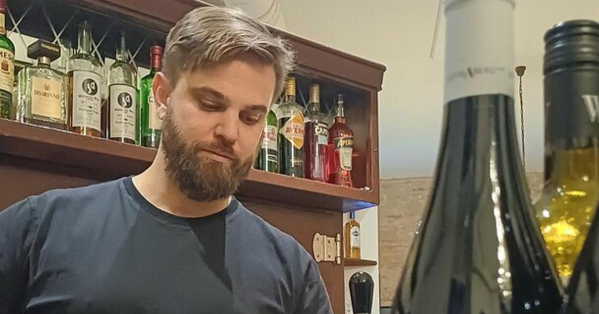 Beim-Prater-ums-Eck-Marillen-im-Cordon-und-L-ngos-de-luxe